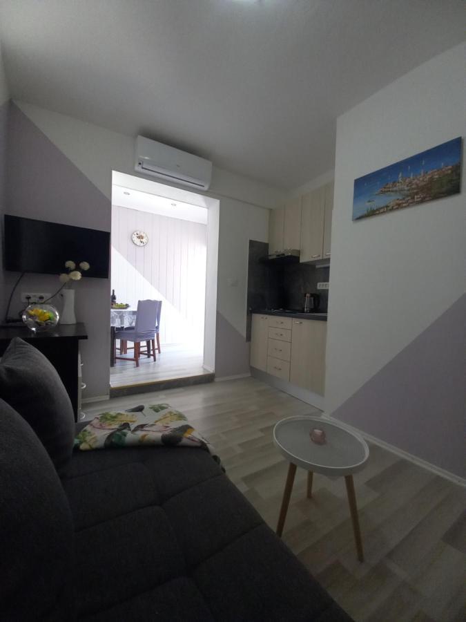 Apartman Maja Apartment คาชเตลา ภายนอก รูปภาพ